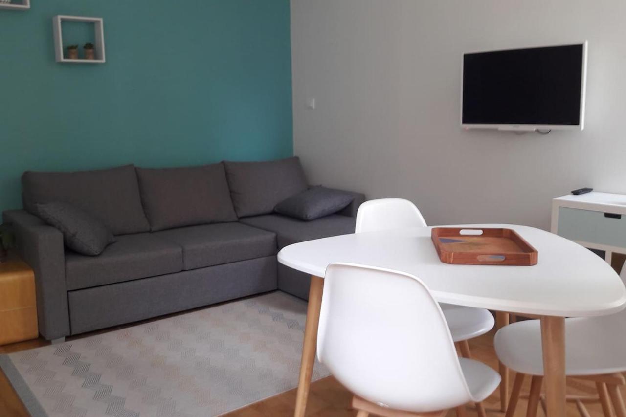 Un Appartement Lumineux Au Parc Beaumont Pau Exterior photo